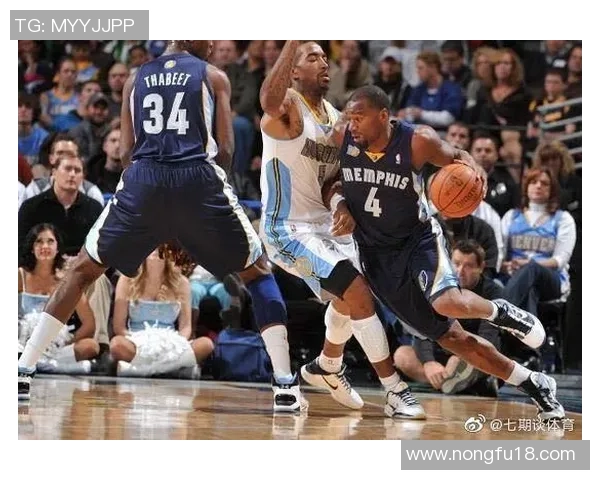 热火八人得分上双火力全开 阿德巴约约维奇领衔大胜灰熊 热火八人得分上双火力全开 阿德巴约约维奇领衔大胜灰熊